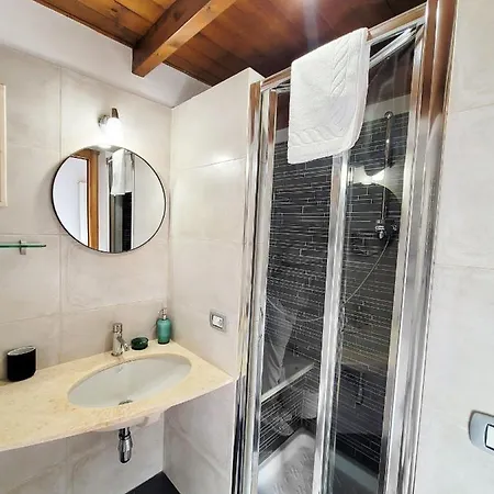 Tatiana - Historic House Hotel